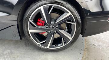 2025 Audi 100kWh Edition 1 Auto quattro 5-door (Black) - Image: 40