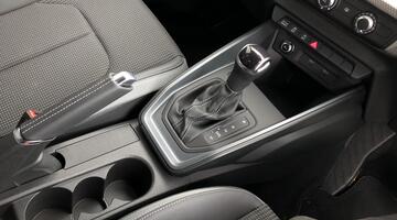 2025 Audi 1.0 TFSI 30 Black Edition Sportback S Tronic Euro 6 5-door (White) - Image: 33