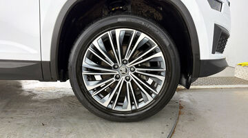 2022 Škoda TSI ACT SE L Executive DSG Euro 6 5-door (7 Seat) (White) - Image: 5