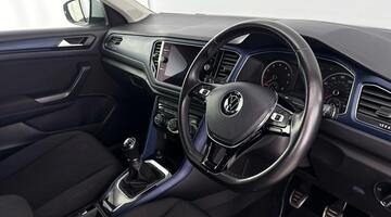 2021 Volkswagen 1.0 TSI United Euro 6 5-door (Silver) - Image: 6