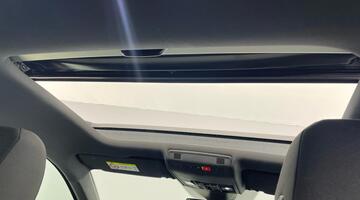 2024 Volkswagen TSI R-Line DSG Euro 6 5-door (Green) - Image: 28