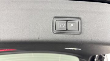 2025 Audi SQ6 SUV Edition 1 e-tron 360,00 kW (Black) - Image: 34