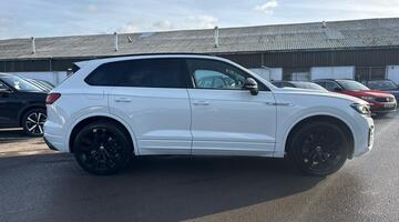 2020 Volkswagen 3.0 TSI V6 Black Edition Tiptronic 4Motion Euro 6 5-door (White) - Image: 4