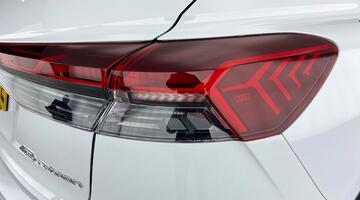 2025 Audi 45 S line Auto 5-door 82kWh (White) - Image: 30