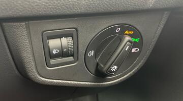 2023 Volkswagen 1.0 TSI Life Euro 6 5-door (Grey) - Image: 20