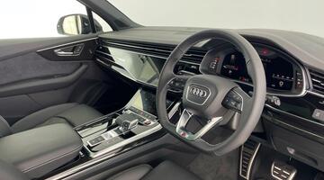 2025 Audi 4.0 TFSI V8 Black Edition Tiptronic quattro Euro 6 5-door (Black) - Image: 6