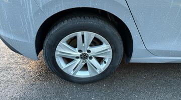 2022 Volkswagen TSI Life Euro 6 5-door (Grey) - Image: 19