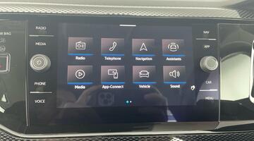 2023 Volkswagen 1.0 TSI Life Euro 6 5-door (Blue) - Image: 18