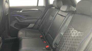 2024 Volkswagen 2.0 TDI R-Line DSG Euro 6 5-door (White) - Image: 29