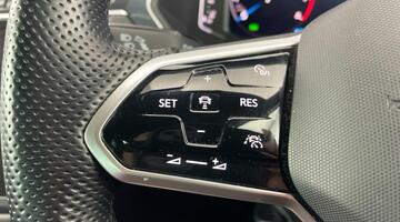 2023 Volkswagen TSI R-Line Edition DSG Euro 6 5-door (Grey) - Image: 24