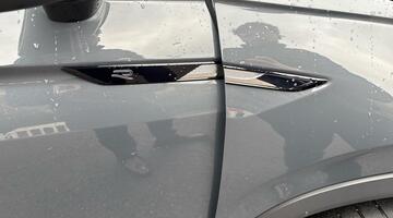 2023 Volkswagen 2.0 TDI R-Line DSG Euro 6 5-door (Grey) - Image: 40