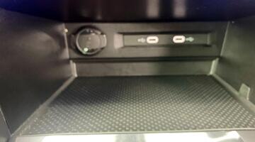 2024 Volkswagen TSI R-Line Edition DSG Euro 6 5-door (Blue) - Image: 7