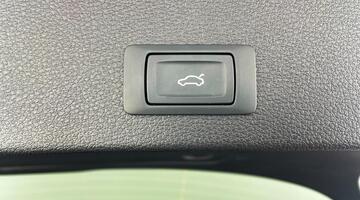 2025 Audi 1.0 TFSI 30 Black Edition Euro 6 5-door (Black) - Image: 32