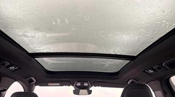 2025 Volvo 2.0h T6 18.8kWh Plus Black Edition Auto Euro 6 5-door (Black) - Image: 18