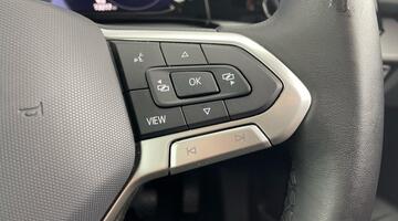 2024 Volkswagen TSI Style Euro 6 5-door (Black) - Image: 23