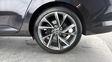 2023 Škoda 2.0 TDI SportLine Plus DSG Euro 6 5-door (Black) - Image: 39