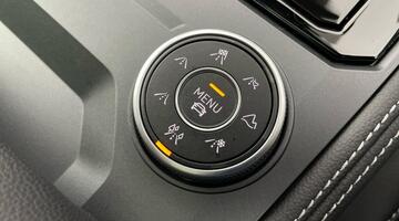 2025 Volkswagen 3.0 TDI V6 Black Edition Tiptronic 4Motion Euro 6 5-door (Grey) - Image: 16