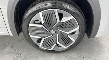 2025 Škoda TSI iV 25.7kWh SportLine DSG Euro 6 5-door (5 Seat) (Grey) - Image: 5