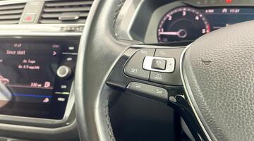 2018 Volkswagen 2.0 TDI SEL 4Motion Euro 6 5-door (Blue) - Image: 21