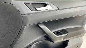 2022 Volkswagen 1.0 TSI R-Line DSG Euro 6 5-door (Silver) - Image: 19