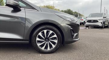 2023 Ford 1.0T EcoBoost Titanium Euro 6 5-door (Grey) - Image: 5