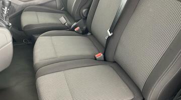 2025 Volkswagen 2.0 TDI T28 Commerce Plus FWD SWB Euro 6 5-door (White) - Image: 35