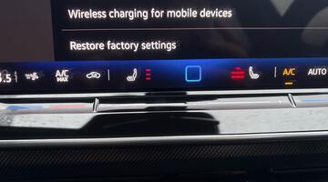 2025 Volkswagen 2.0 TSI R Black Edition DSG 4Motion Euro 6 5-door (Grey) - Image: 28