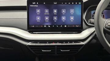 2025 Škoda TSI e-TEC MHEV ACT SE Technology DSG Euro 6 5-door (Grey) - Image: 12