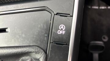 2023 Volkswagen 1.0 TSI Life Euro 6 5-door (Black) - Image: 7