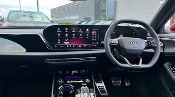 2025 Audi 2.0 TFSI S line S Tronic Euro 6 5-door (Red) - Image: 10