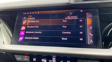 2022 Audi TFSI 35 S line Sportback Euro 6 5-door (Black) - Image: 17