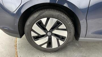 2025 Volkswagen Pro 79kWh Commerce Plus Auto 5-door (Blue) - Image: 27
