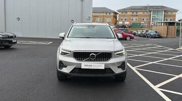 2024 Volvo 2.0 B4 MHEV Ultra Bright DCT Auto Euro 6 5-door (Silver) - Image: 11