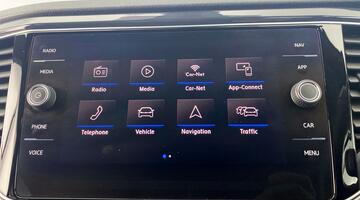 2019 Volkswagen 2.0 TDI R-Line Euro 6 5-door (Black) - Image: 18