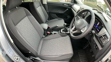 2025 Volkswagen 1.0 TSI Match Euro 6 5-door (Silver) - Image: 46
