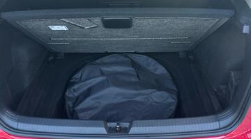 2022 Volkswagen TSI Style Euro 6 5-door (Red) - Image: 20