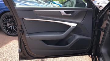 2025 Audi 2.0 TDI 40 Black Edition S Tronic quattro Euro 6 5-door (Black) - Image: 16