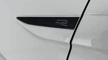 2021 Volkswagen 1.0 TSI R-Line Euro 6 5-door (White) - Image: 36