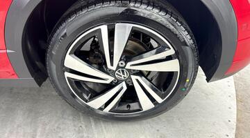 2022 Volkswagen TSI R-Line 2WD Euro 6 2-door (Red) - Image: 31