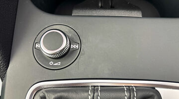 2023 Audi TFSI CoD 35 S line S Tronic Euro 6 5-door (White) - Image: 7