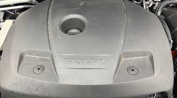 2025 Volvo 2.0h T8 18.8kWh Ultra Bright Auto Euro 6 5-door (Black) - Image: 15