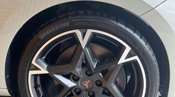 2025 CUPRA EHybrid 25.8kWh VZ1 DSG Euro 6 5-door (Grey) - Image: 18