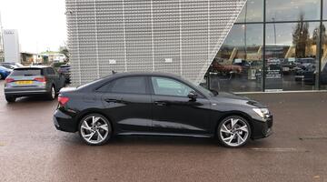 2025 Audi TFSI 35 Black Edition S Tronic Euro 6 4-door (Black) - Image: 4