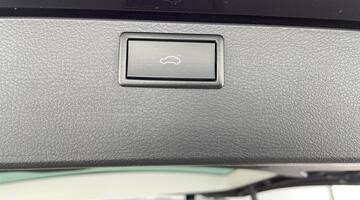 2020 Volkswagen 2.0 TDI Executive DSG Euro 6 5-door (Blue) - Image: 37