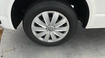 2019 Volkswagen 2.0 TDI T30 BlueMotion Tech Trendline Kombi FWD SWB Euro 6 5-door (White) - Image: 37