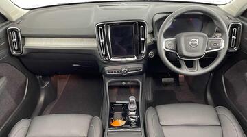 2024 Volvo 2.0 B3 MHEV Ultra Dark DCT Auto Euro 6 5-door (Blue) - Image: 11