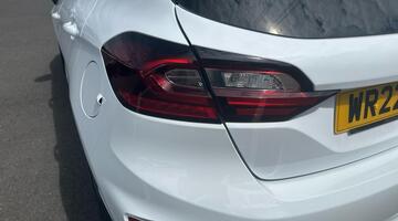 2022 Ford EcoBoost ST-3 Euro 6 5-door (White) - Image: 23