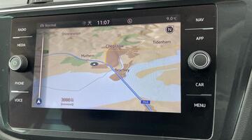 2022 Volkswagen TSI Active Euro 6 5-door (Black) - Image: 17