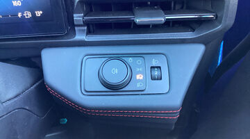 2024 Ford 1.0T EcoBoost MHEV ST-Line X Euro 6 5-door (Blue) - Image: 17