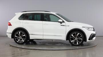 2022 Volkswagen 2.0 TDI R-Line DSG Euro 6 5-door (White) - Image: 4